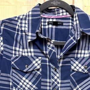 Plaid blue and white button-up